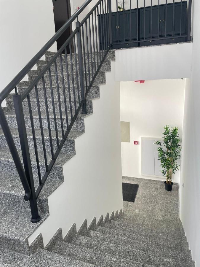 Morpheus Apartmani Sremska Mitrovica Bagian luar foto