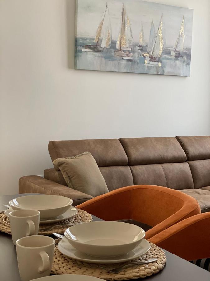 Morpheus Apartmani Sremska Mitrovica Bagian luar foto