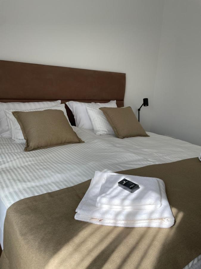 Morpheus Apartmani Sremska Mitrovica Bagian luar foto