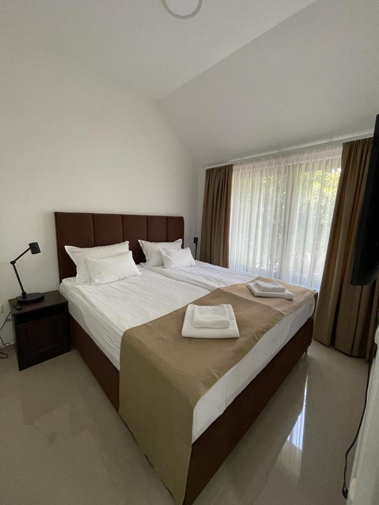 Morpheus Apartmani Sremska Mitrovica Bagian luar foto