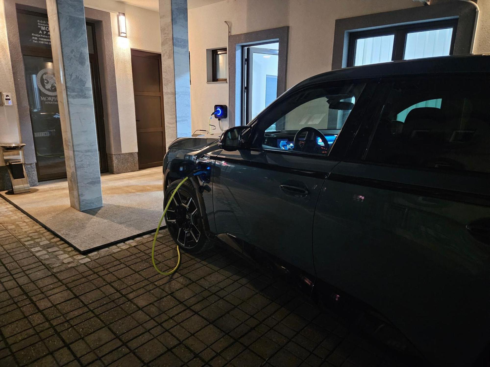 Morpheus Apartmani Sremska Mitrovica Bagian luar foto